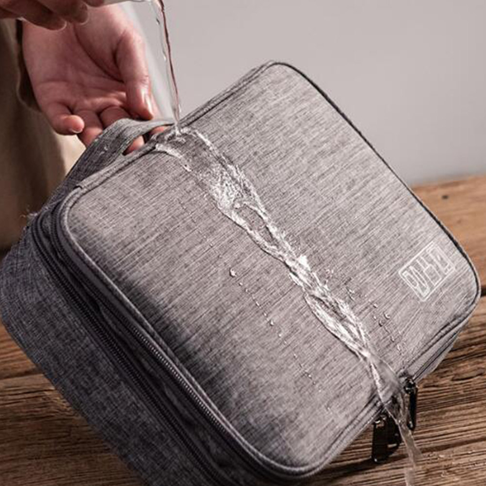 حقيبة تنظيم رقمية متعددة الجيو - مراجعة Tech Accessories Travel Organizer Pouch وسعره